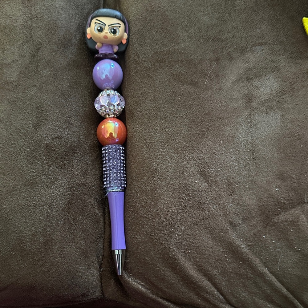 Disney Doorable Turning Red Purple Beaded Character Pen